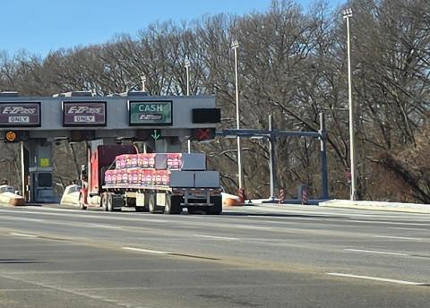 All wide loads and oversized vehicles MUST use lane 13 in the Toll plaza. Your vehicle will not fit through any other toll lanes.